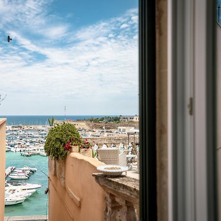 Palazzo De Mori Acomodação com café da manhã Otranto Exterior foto